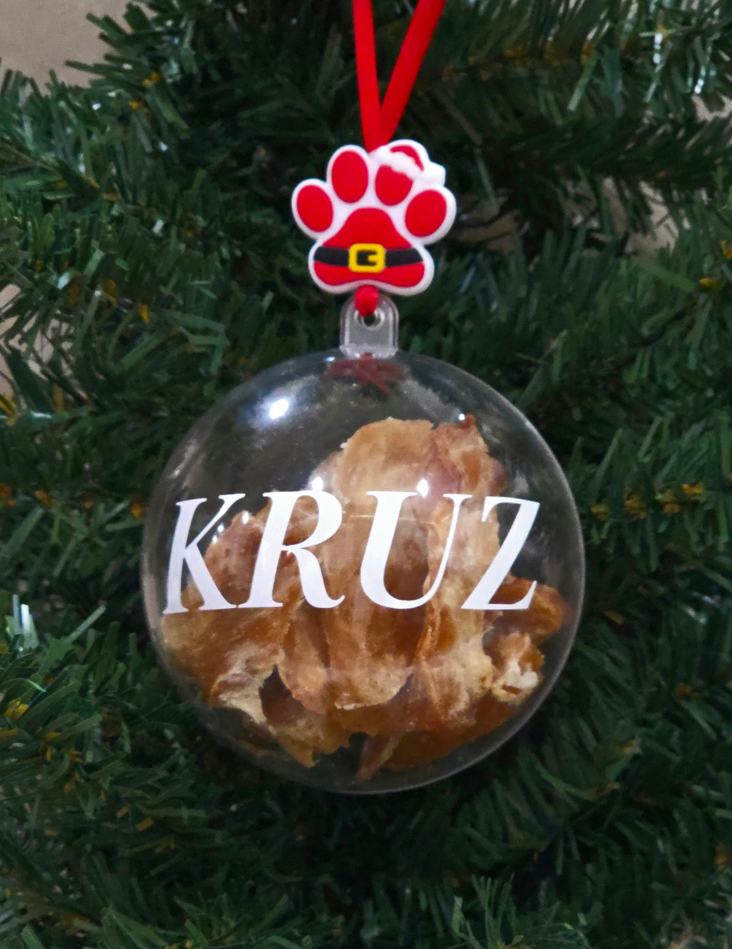 christmas-dog-treat-xmas-bauble_c404ccd3-8c44-48fa-bc19-7678bf6bb7ce