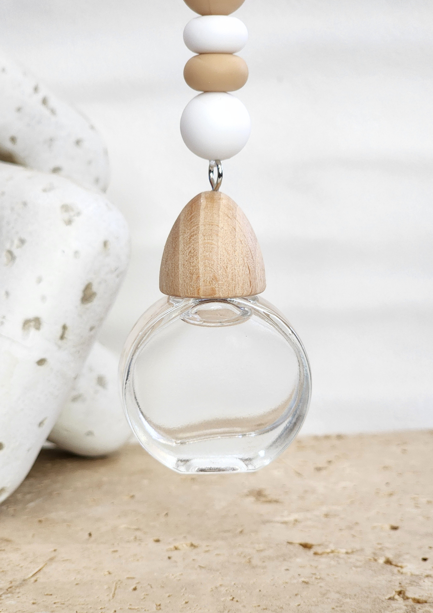 hanging-diffuser-home-fragrance-hanging-fragrance-diffuser-pet-friendly-hanging-air-freshner-highly-scented