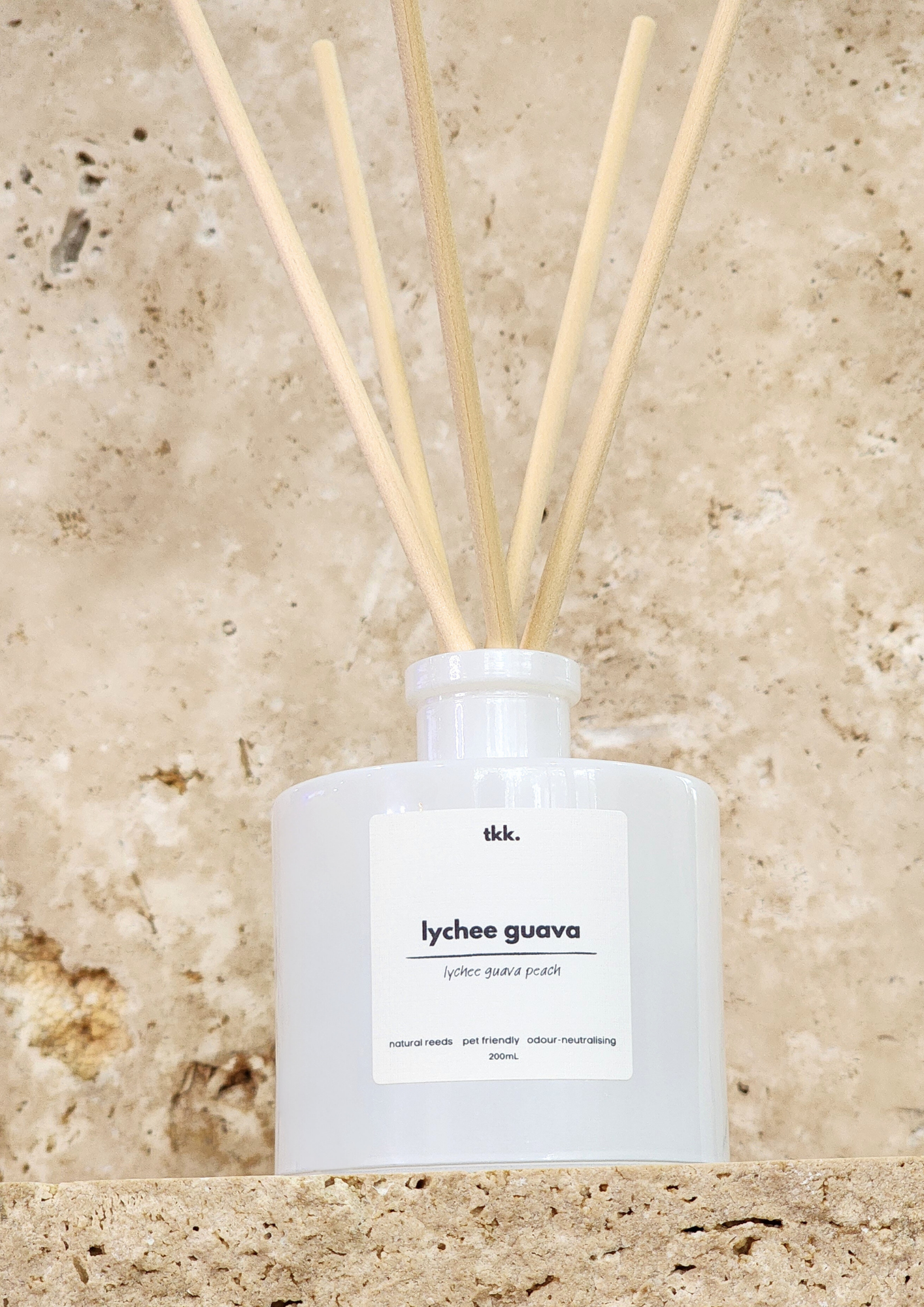 natural-reed-diffuser-highly-scented-room-fragrance