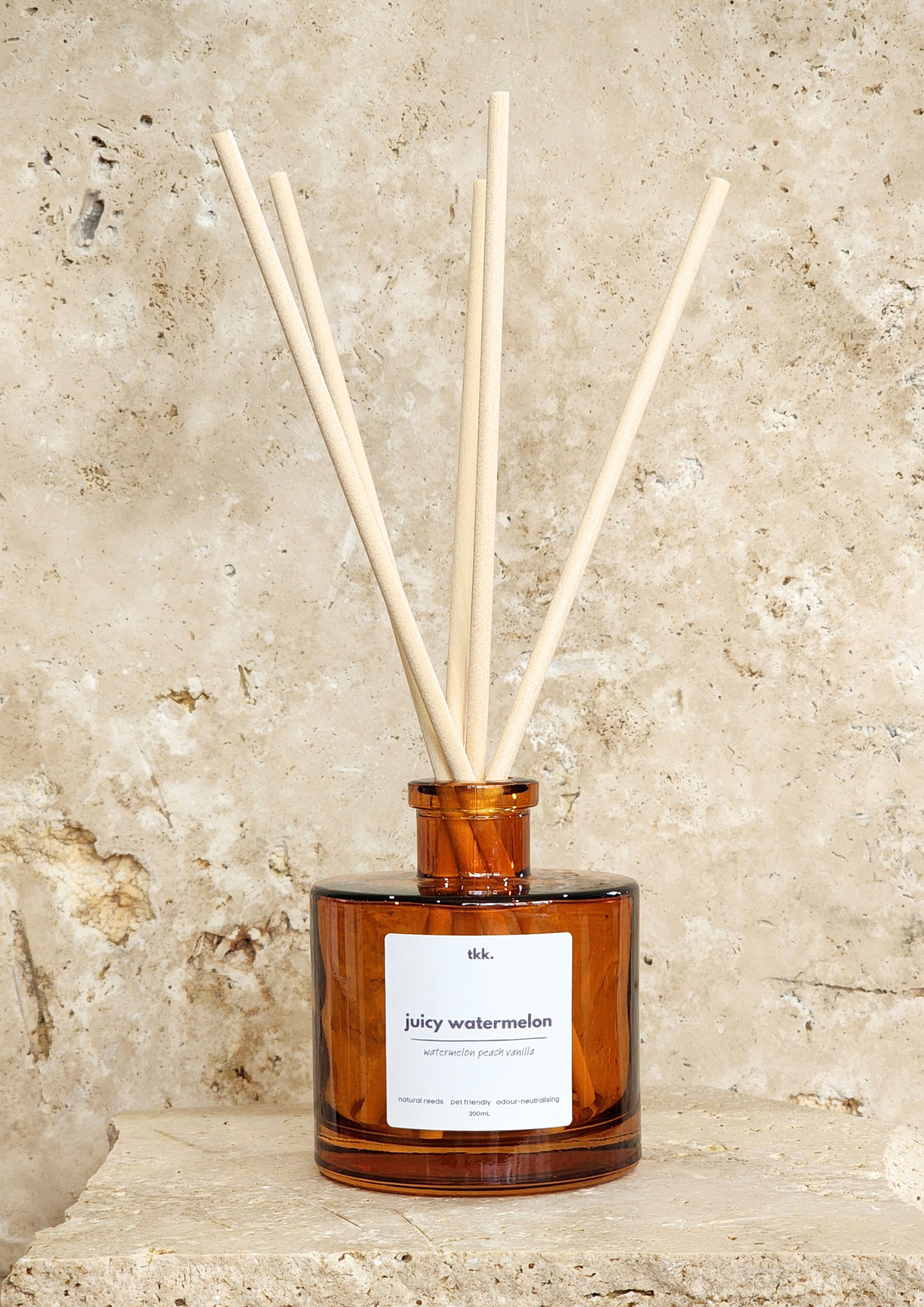 natural-reed-diffuser-highly-scented-room-fragrance