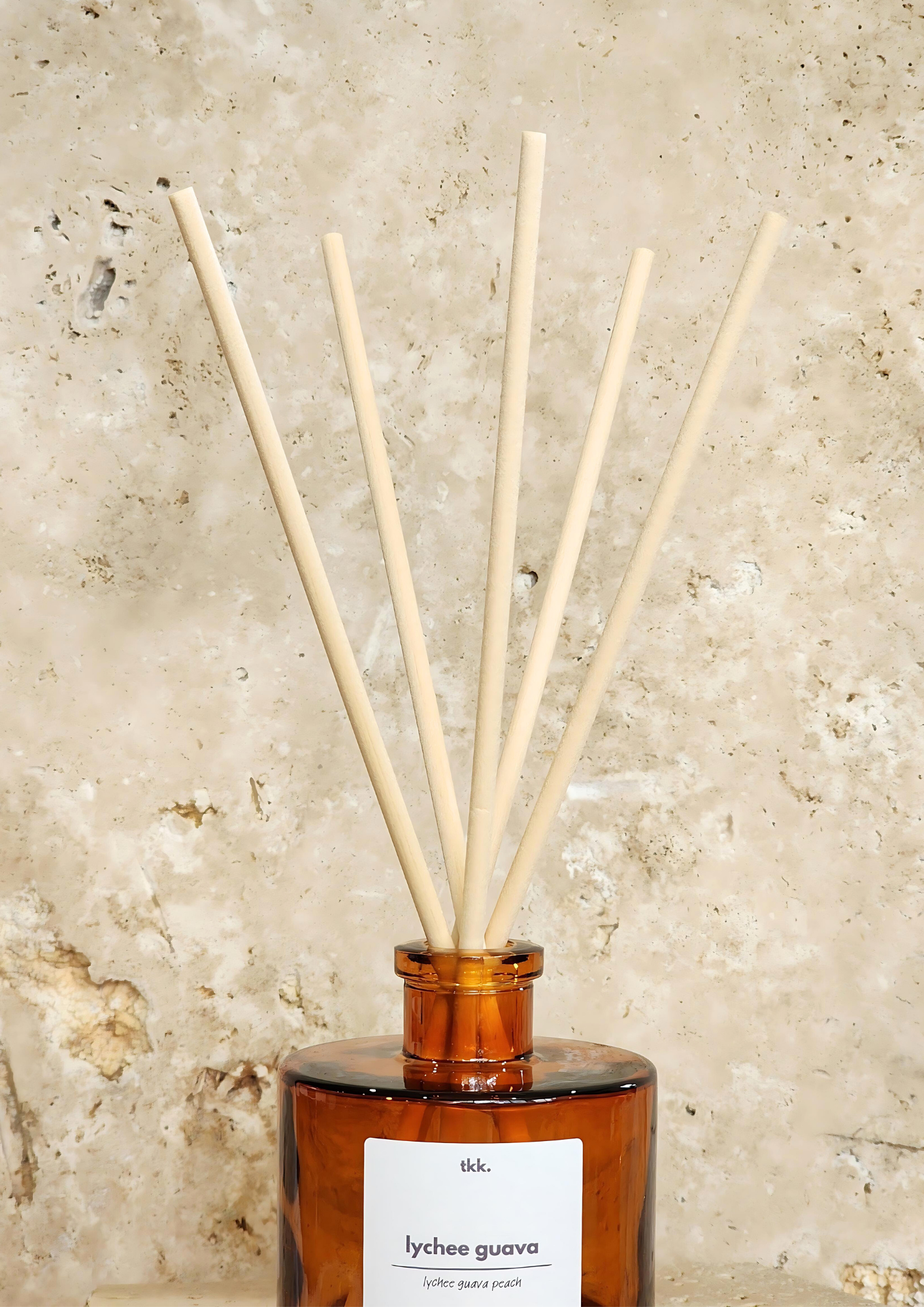 natural-reed-diffuser-highly-scented-room-fragrance