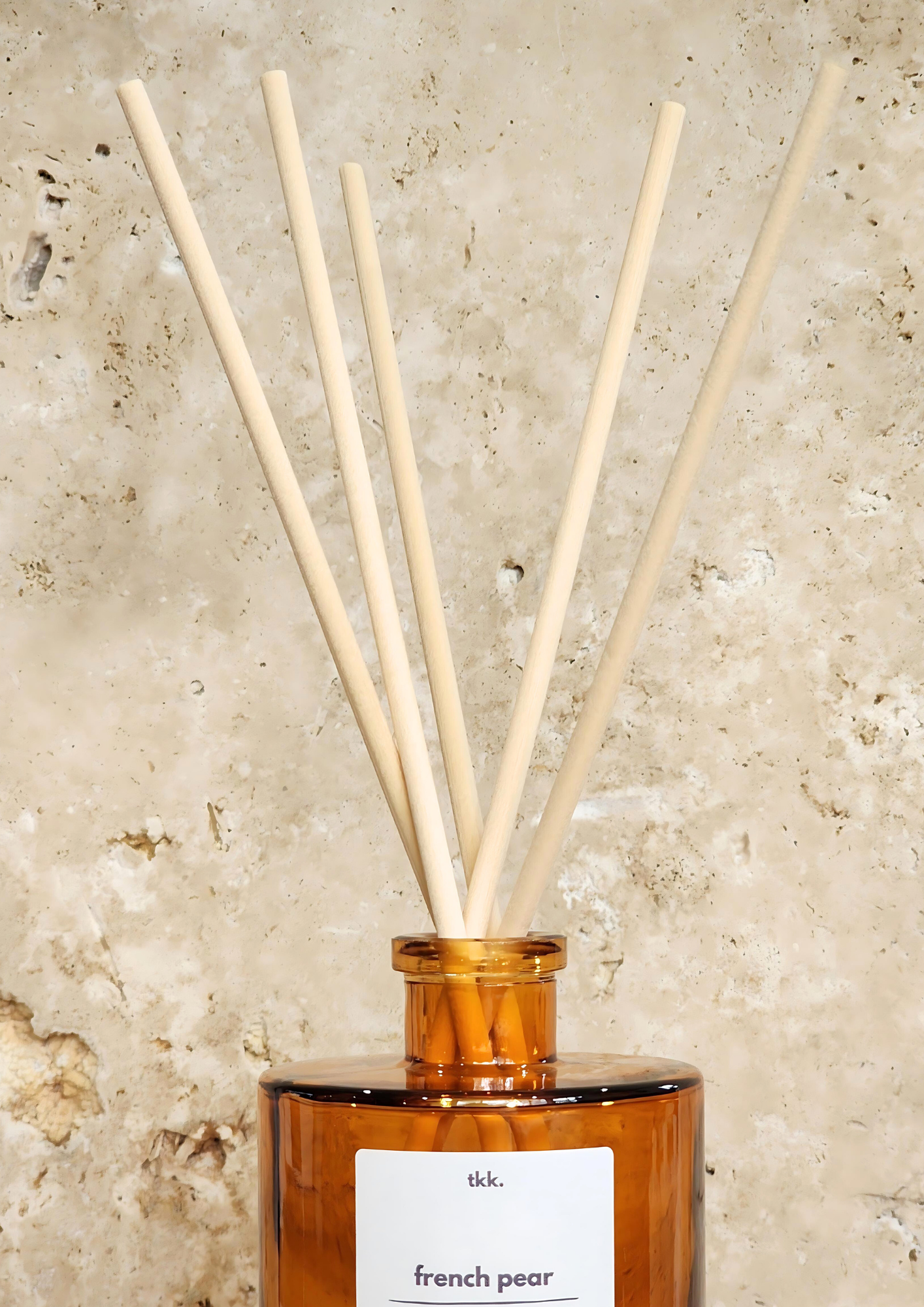 natural-reed-diffuser-highly-scented-room-fragrance