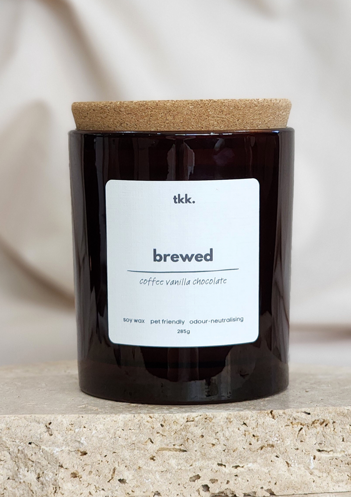 soy-wax-candle-highly-scented-hand-poured-pet-friendly-odour-neutralising-candle