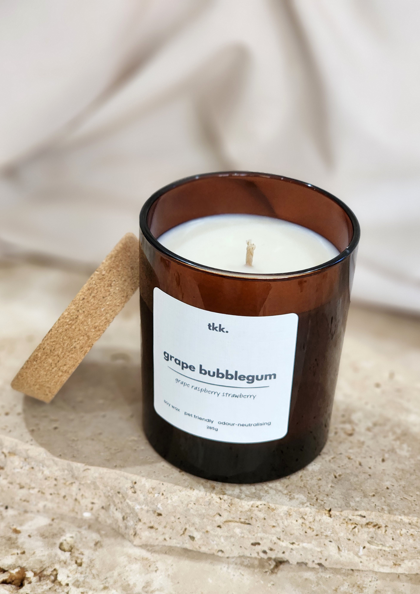 soy-wax-candle-highly-scented-hand-poured-pet-friendly-odour-neutralising-candle