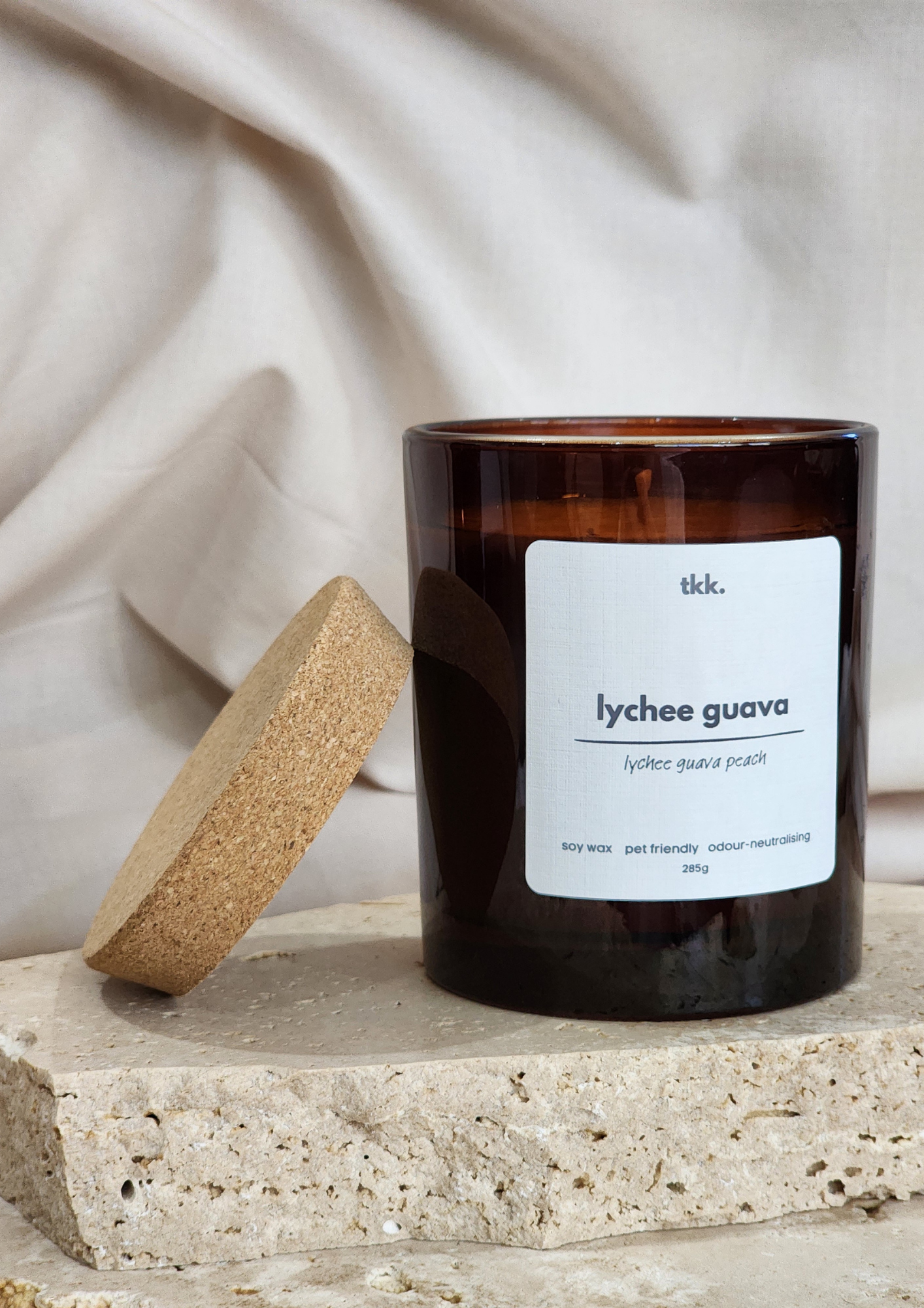 soy-wax-candle-highly-scented-hand-poured-pet-friendly-odour-neutralising-candle