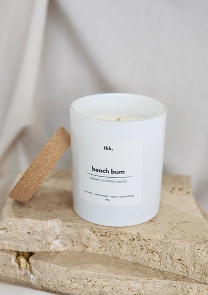 soy-wax-candle-highly-scented-hand-poured-pet-friendly-odour-neutralising-candle